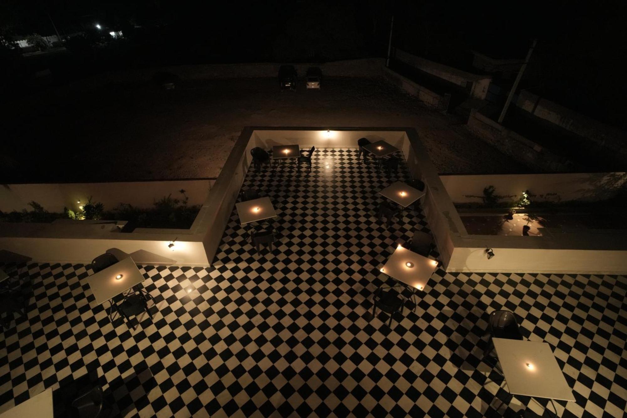 Surya Uday Villa Udaipur Bagian luar foto
