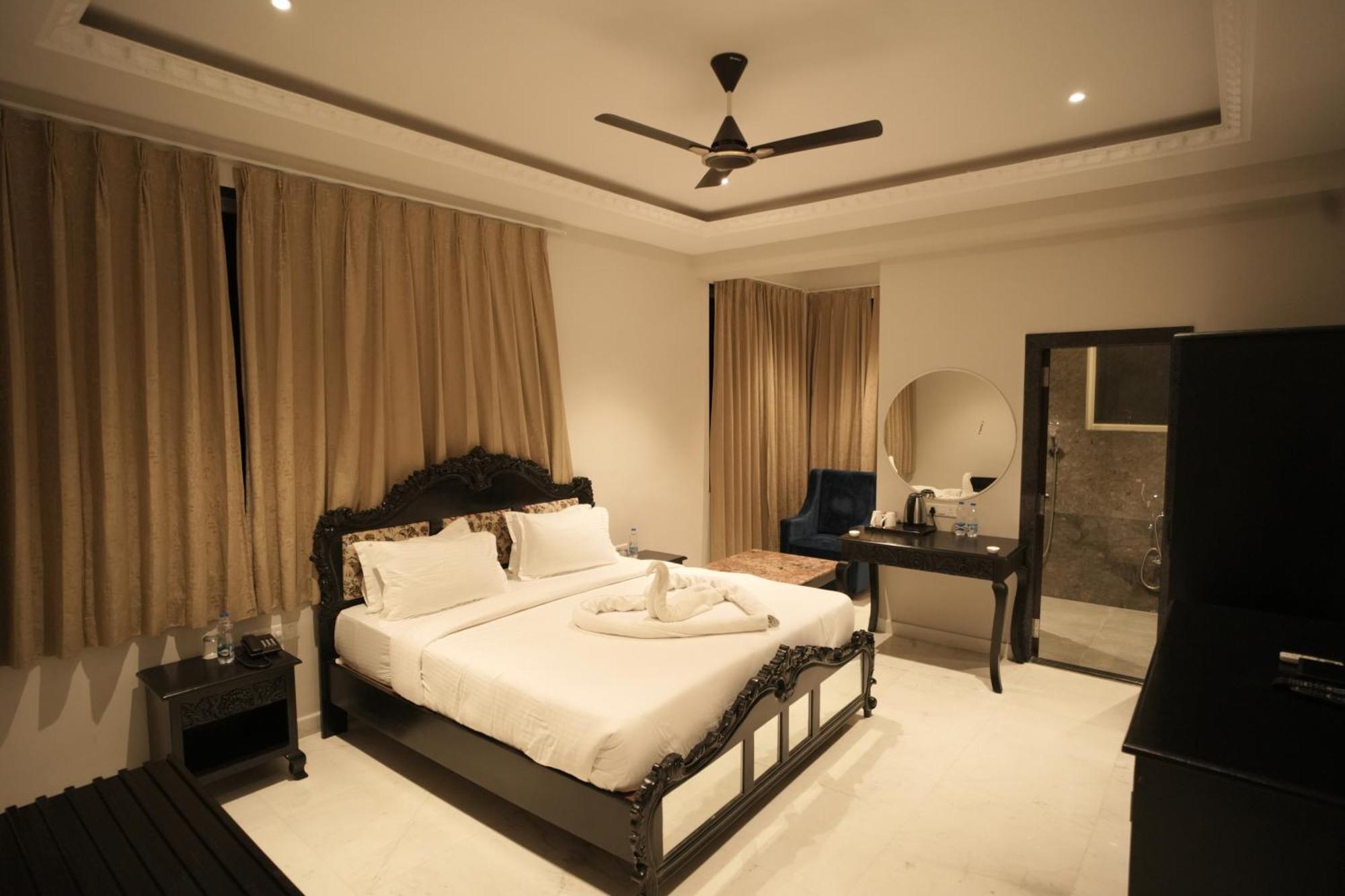 Surya Uday Villa Udaipur Bagian luar foto